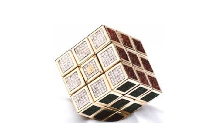 Cubo de Rubik Master Piece é uma versão de luxo da invenção de Sernõ Rubik (Foto: Reprodução/Mundo de Luxo) (Foto: Cubo de Rubik Master Piece é uma versão de luxo da invenção de Sernõ Rubik (Foto: Reprodução/Mundo de Luxo))