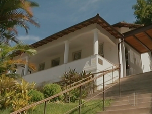 Casa onde autor morreu virou museu em Petrópolis, no RJ (Foto: Reprodução / Inter TV)