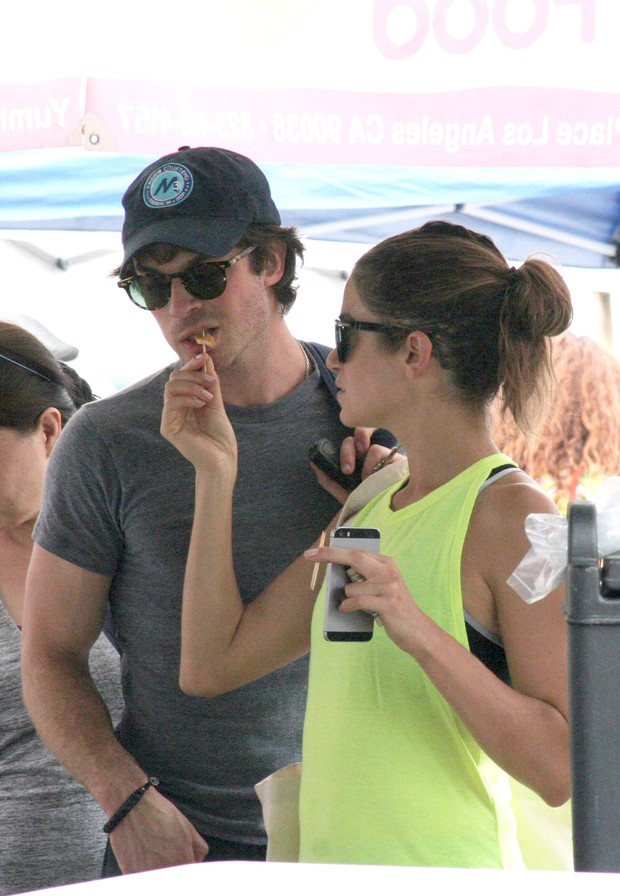Ian Somerhalder e Nikki Reed em Los Angeles, nos Estados Unidos (Foto: AKM-GSI Brasil/ Agência)