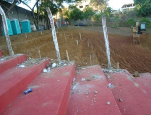 Andamento das obras do Estádio do Bambu, em Aracruz (Foto: Tião Neto/VC no GE)