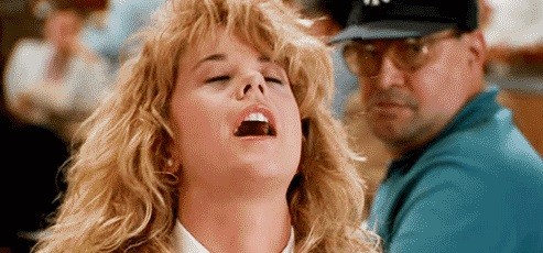 Meg Ryan simula orgasmo solitário em 'Harry e Sally'