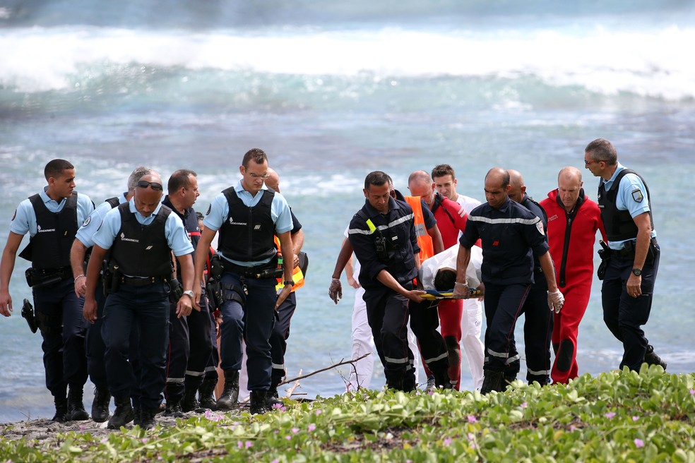 Bodyboarder morre por ataque de tubarão na Ilha Reunião (Foto: AFP)