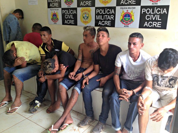 G1 Polícia Prende Quadrilha Suspeita De Invadir Casa E Sequestrar Família No Ac Notícias Em Acre 