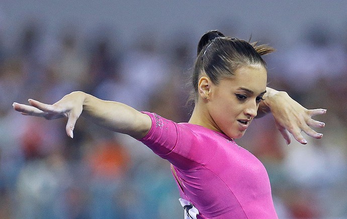 Larisa Iordache, Mundial de Ginástica de Nanning, na China (Foto: AP) Larisa Iordache, Mundial de Ginástica de Nanning, na China (Foto: AP)