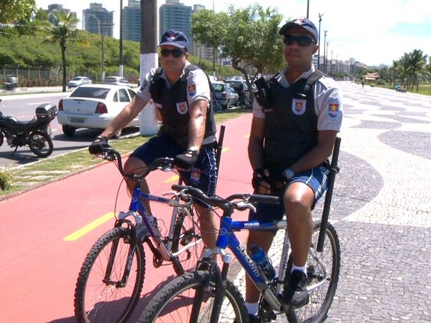 Guardas municipais de bicicleta podem usar bermuda, em Vitória (Foto: Reprodução/ TV Gazeta)