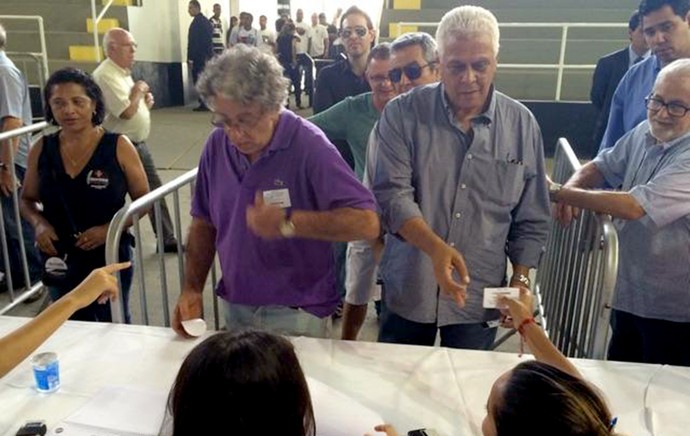 Roberto Dinamite eleições vasco (Foto: Edgard Maciel de Sá)