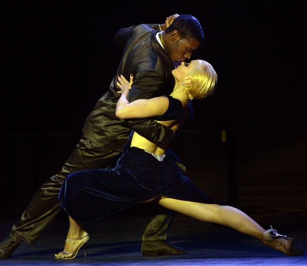 Mundial de tango é realizado em Buenos Aires. (Foto: Daniel Garcia/AFP)