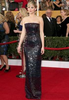 Jennifer Lawrence, que completa 24 anos, abusa de looks estilosos