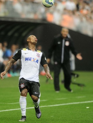 Assediado, Malcom diz não se ver fora do Corinthians: 