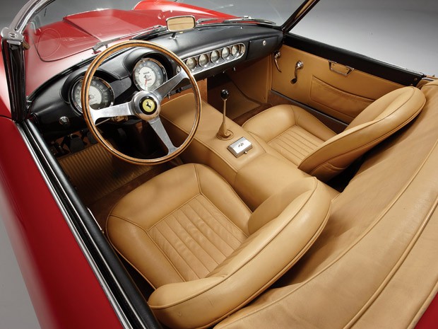 Ferrari 250 GT California Spyder, de 1962 (Foto: Divulgação)