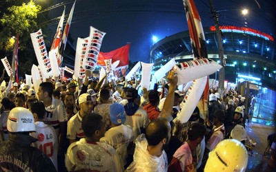 Torcida São Paulo (Foto: Marcos Ribolli)