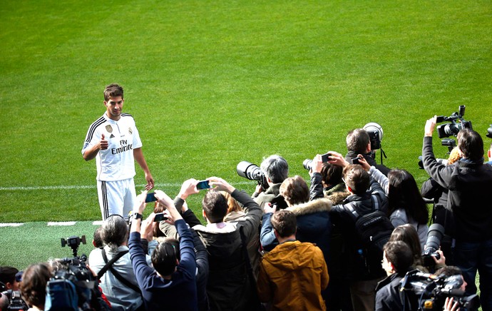 Lucas Silva, Apresentação Real Madrid (Foto: Agência Reutes)