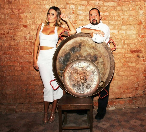 Marien Carretero com o chef Marllony (Foto: Assessoria Thiago Santanna/Marcelle Facury)