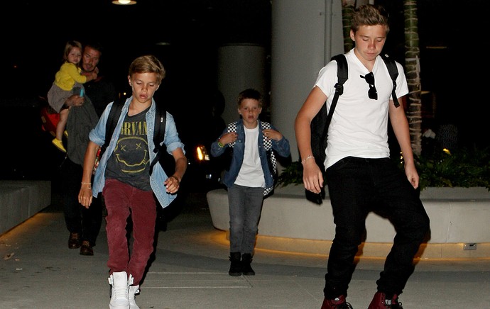 Beckham retorno Londres (Foto: Splash News) Beckham retorno Londres (Foto: Splash News)
