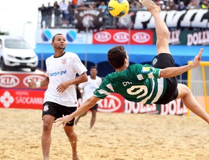 II Mundialito de Clubes futebol de areia corinthians sporting-POR (Foto: Gaspar Nobrega / Inovafoto)