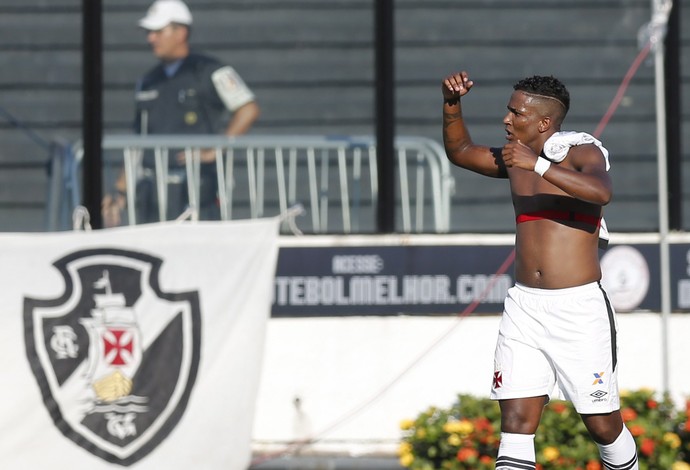 Thalles Vasco Botafogo (Foto: Alexandre Cassiano / Agência O Globo)
