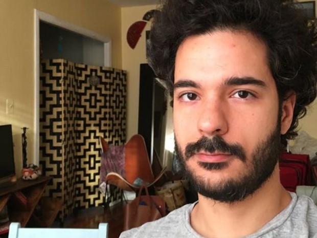 'Quando contei para minha mãe, a primeira reação dela foi perguntar se eu estava cabeludo e barbudo naquele dia' (Foto: Arquivo pessoal/ BBC) 'Quando contei para minha mãe, a primeira reação dela foi perguntar se eu estava cabeludo e barbudo naquele dia' (Foto: Arquivo pessoal/ BBC)