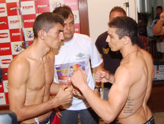  Leandro “Pitbull” Higo (direita) e Antonio “Pedreira” Rodrigues fazem luta principal (Foto: Divulgação/João Carlos)