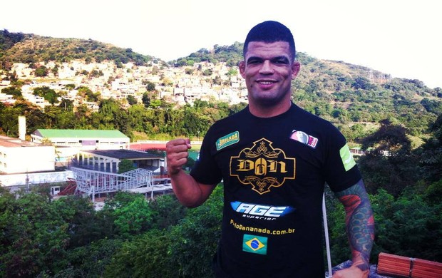 Paulo Bananada comunidade Chacrinha MMA (Foto: Reprodução/Facebook)