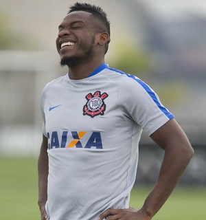 O que o Corinthians vai fazer sem um lateral-direito reserva? Veja as opções