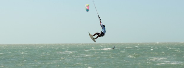 James Freitas kitsurf (Foto: Josiel Martins/GLOBOESPORTE.COM)