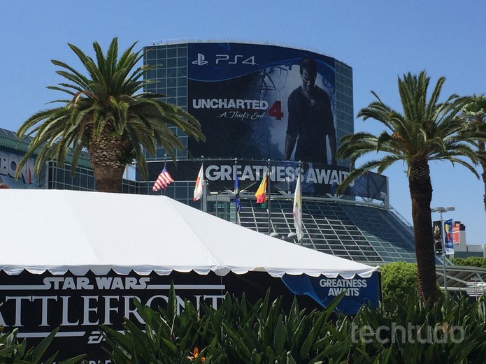 Banner de Uncharted 4 na E3 2015 (Foto: Viviane Werneck / TechTudo) Banner de Uncharted 4 na E3 2015 (Foto: Viviane Werneck / TechTudo)