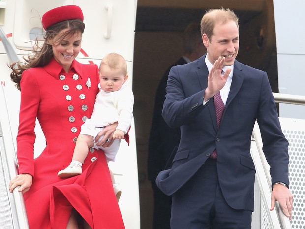 Príncipe William e Kate Middleton com o filho, George, em Wellington, na Nova Zelândia (Foto: Chris Jackson/ Getty Images)