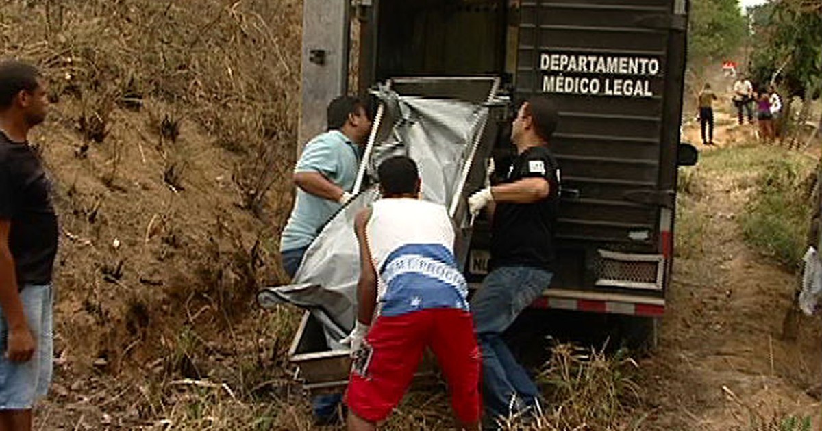 G Casal Executado A Tiros Dentro De Casa Em Cariacica Es