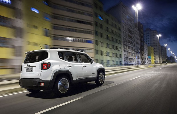 Avalia 231 227 O Jeep Renegade Longitude 1 8 Flex Auto Esporte