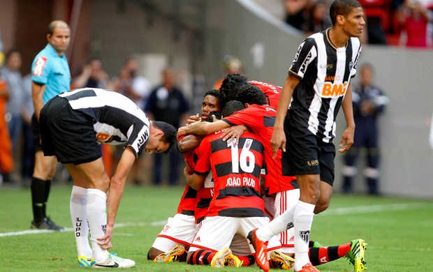 nixon flamengo gol atlético-mg série A (Foto: Adalberto Marques / Agência Estado)