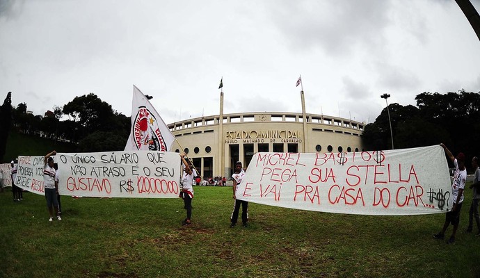 protesto torcida são paulo (Foto: Marcos Ribolli)