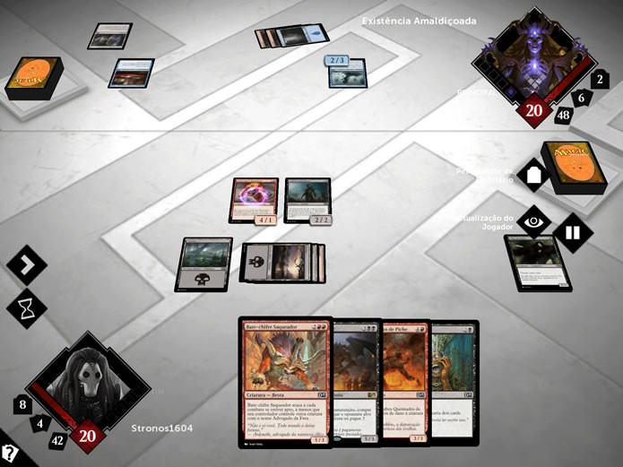 Estruturado em um visual bem moderno, o tabuleiro de Magic 2015 segue as estruturas tradicionais da franquia do cardgame (Foto: Reprodução/Daniel Ribeiro)