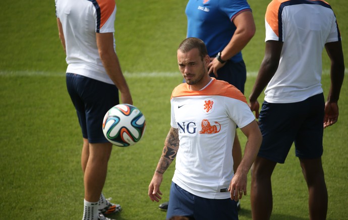 Sneijder  treino holanda  (Foto: Fábio Motta/Agência Estado)