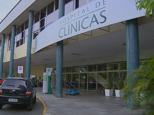 Hospital de Clínicas de Porto Alegre sofre com alagamentos e janelas quebradas  (Foto: Reprodução / RBS TV)