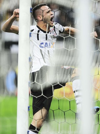 Corinthians x Inter Renato Augusto (Foto: Marcos Ribolli)