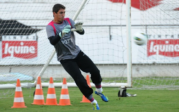 Diego Lima - Santa Cruz (Foto: Aldo Carneiro / Pernambuco Press)