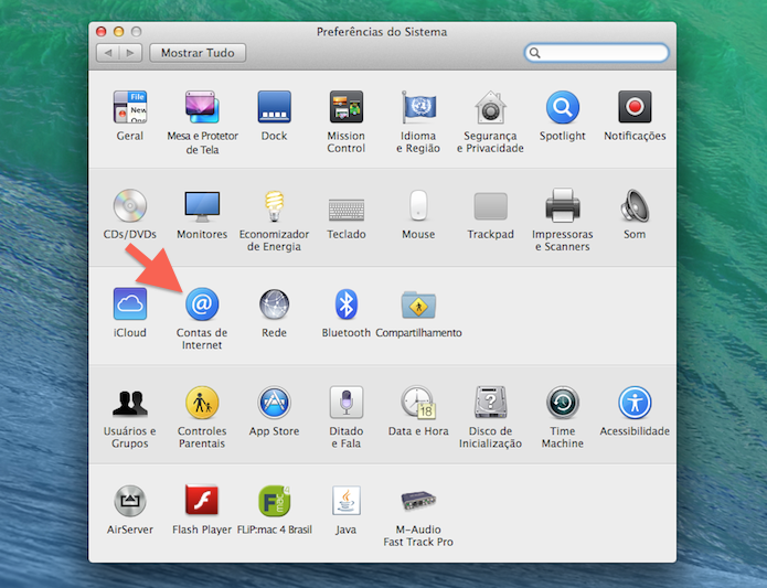 Acessando as configurações de conta de internet do Mac OS X (Foto: Reprodução/Marvin Costa)