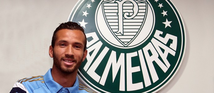 Com dois Leandros no ataque, Palmeiras 
