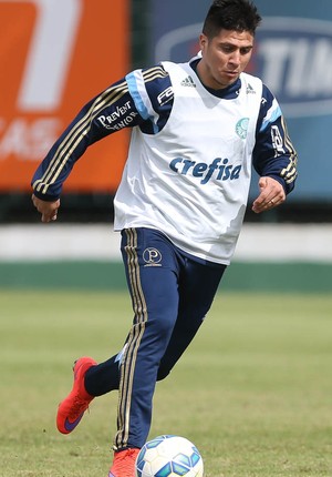 Cristaldo será titular do Palmeiras contra o ASA; Robinho está fora