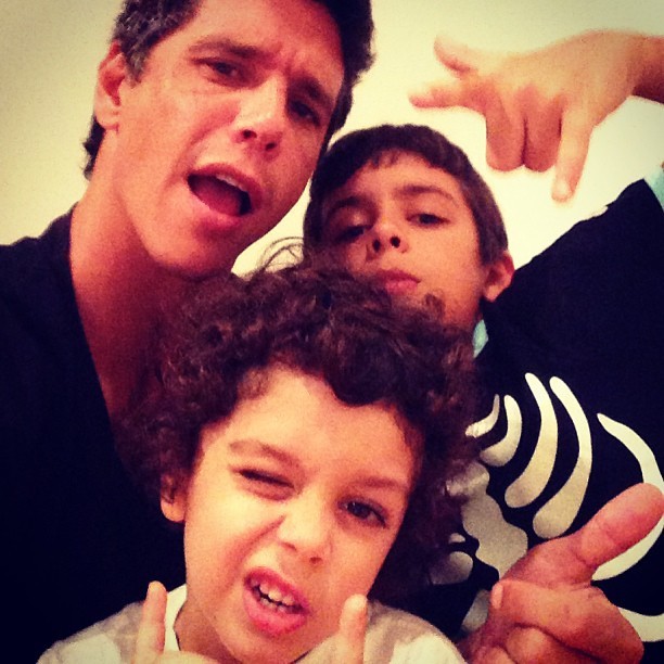 Márcio Garcia com os filhos Pedro e Felipe (Foto: Instagram/ Reprodução)
