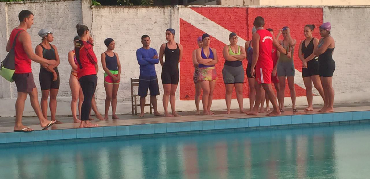 Em Cruzeiro do Sul, Corpo de Bombeiros oferece curso de natação ... - Globo.com
