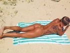 Luize Altenhofen posa de topless em foto na rede social