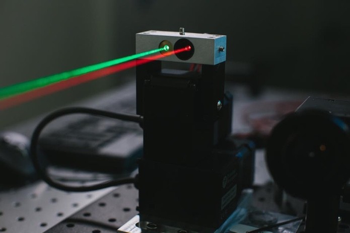 Facebook vai usar lasers para transmitir sinal de internet em locais pobres (Foto: Divulgação)