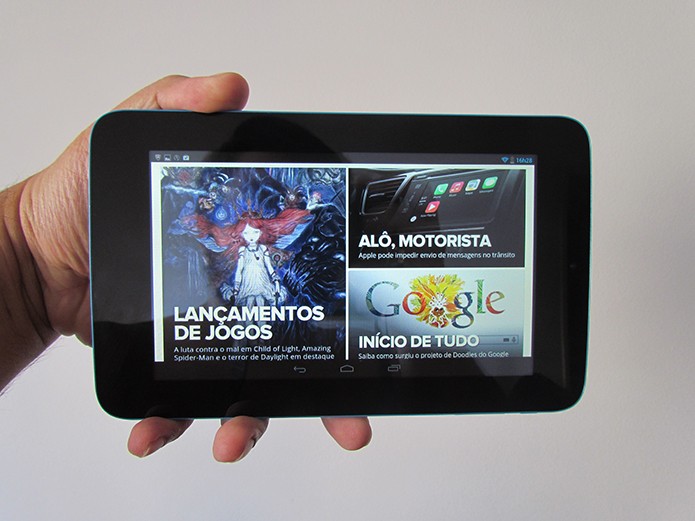 Desempenho para navegar na web e rodar jogos é satisfatória (Foto: Paulo Alves/TechTudo)