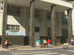 Prefeitura de Rio Claro estuda recorrer para manter os horários reduzidos (Foto: Cesar Fontenele/EPTV) Prefeitura de Rio Claro estuda recorrer para manter os horários reduzidos (Foto: Cesar Fontenele/EPTV)