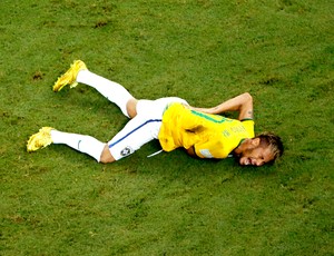 [Copa 2014] CBF vai protestar contra arbitragens e pede punição forte a Zuñiga