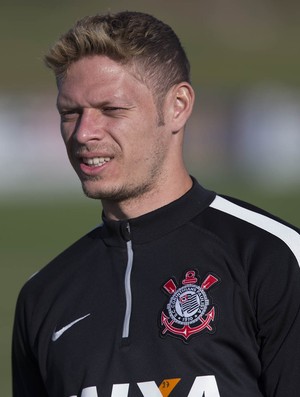 Marlone diz que novo Corinthians pode ser tão forte quanto o de 2015