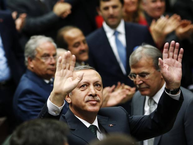 Erdogan falou nesta terça aos parlamentares turcos em Ancara (Foto: Reuters)