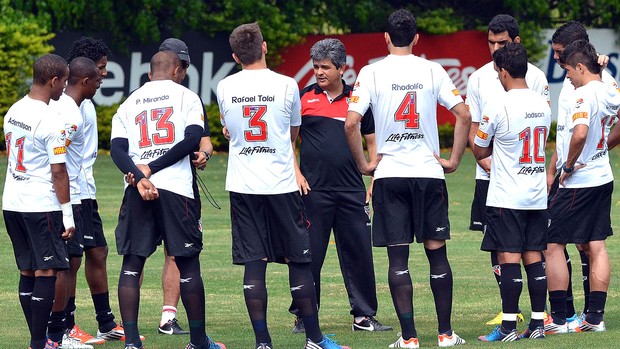 Ney Franco no treino do São Paulo (Foto: Luiz Pires / VIPCOMM)