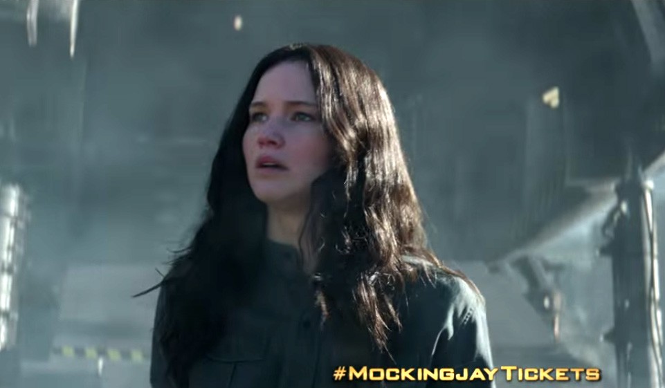 Katniss volta ao Distrito 12 em novo trailer de “Jogos Vorazes”